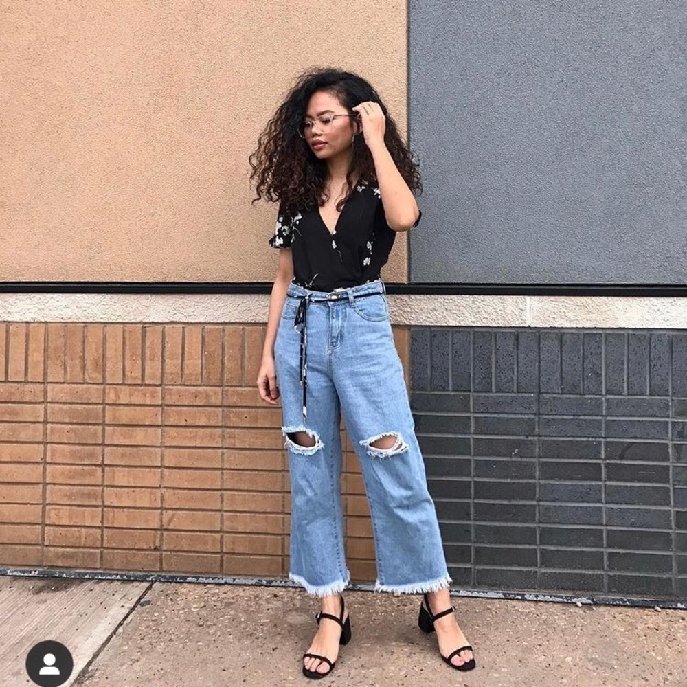 Meet your Posher, Sela